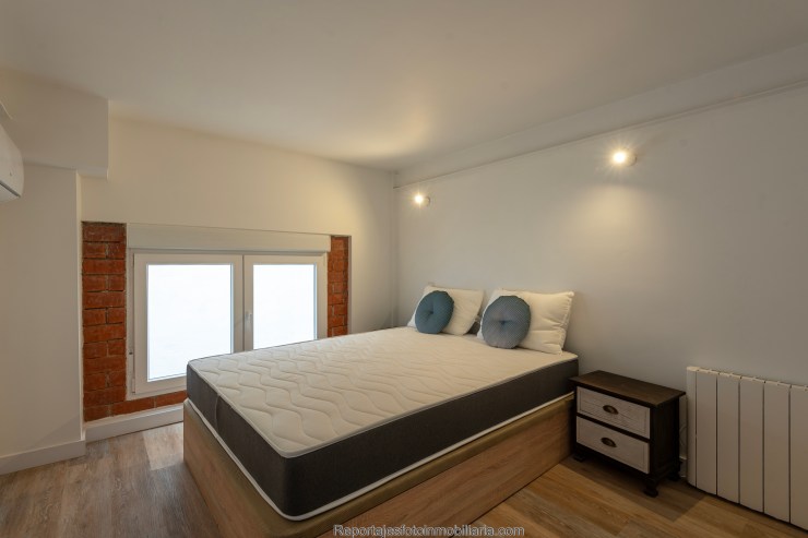 Fotografía de larga exposición para balcón con vistas urbanas – Servicios para agencias en Madrid.