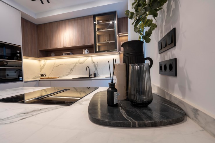 fotografia interior profesional alcalá, dormitorio casco histórico, reportaje fotográfico dormitorios, venta piso patrimonio, calidad visual alcalá